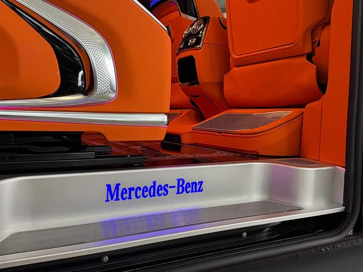 Фото 9 - Mercedes-Benz Vito