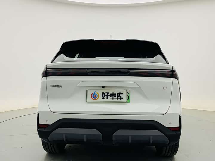 Фото 6 - Geely Galaxy L7