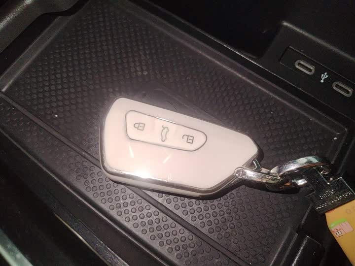 Фото 9 - Volkswagen ID.4 X