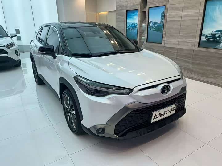 Фото 1 - Toyota Frontlander