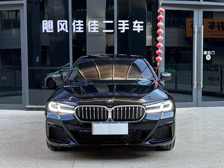 Фото 2 - BMW 5 Series