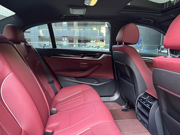 Фото 7 - BMW 5 Series