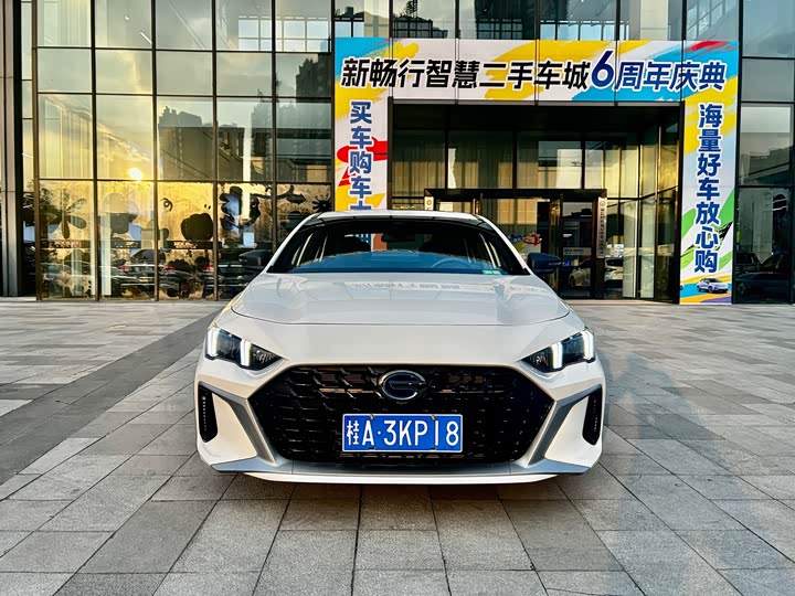 Фото 2 - GAC Trumpchi Empow R