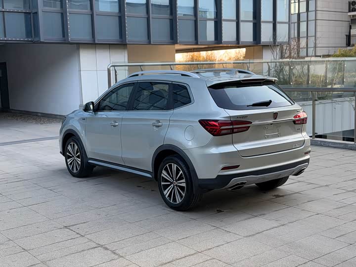 Фото 4 - Roewe RX5