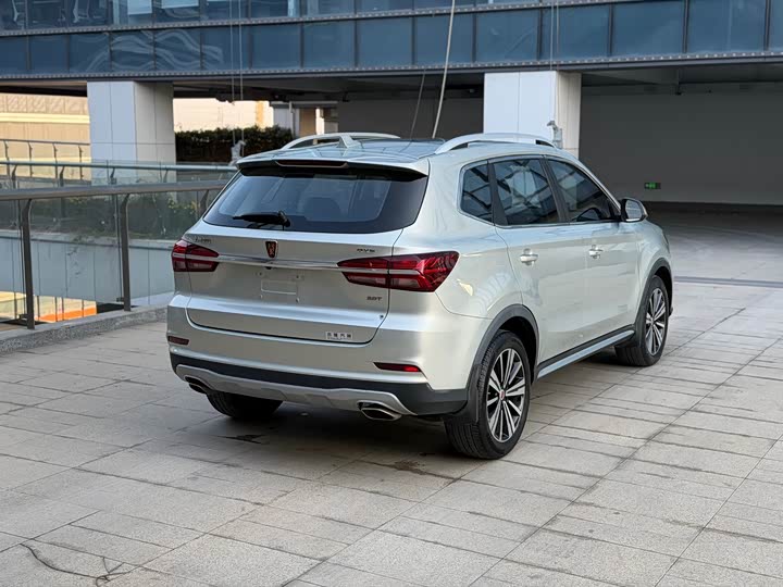 Фото 6 - Roewe RX5