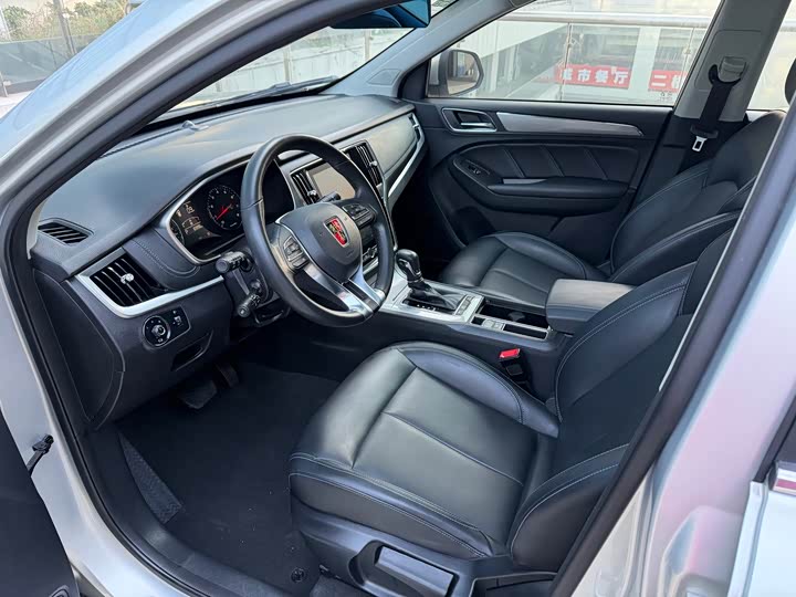 Фото 7 - Roewe RX5