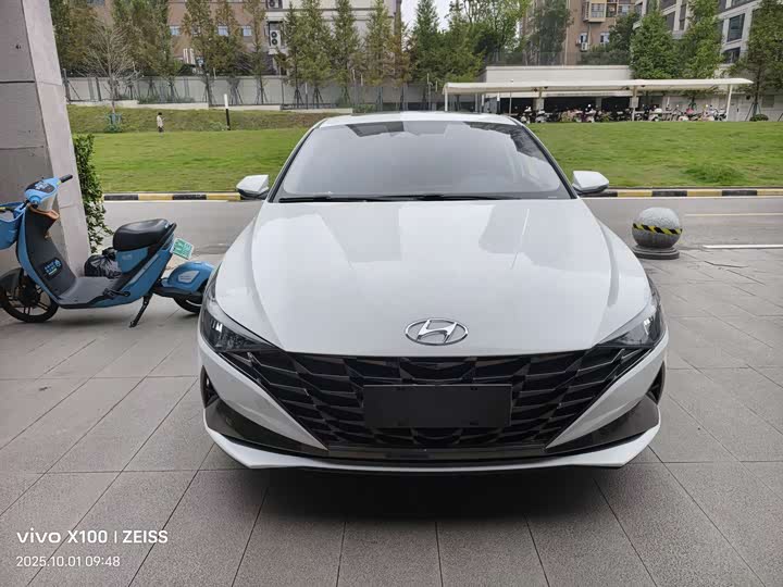 Фото 2 - Hyundai Elantra N line