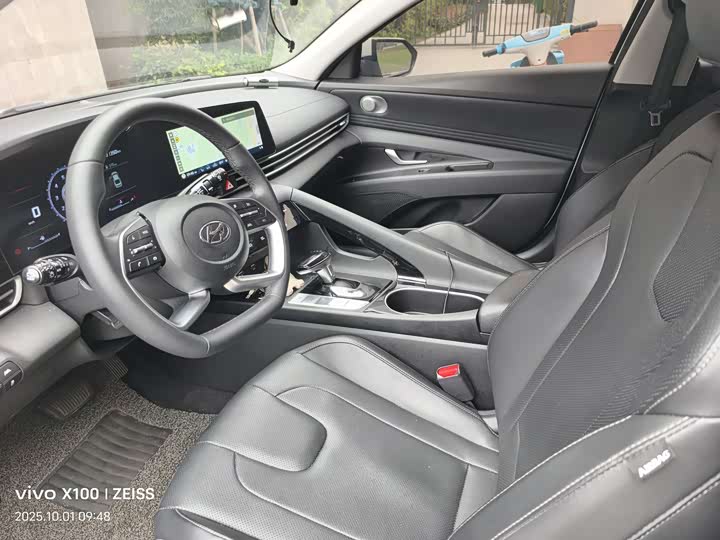 Фото 4 - Hyundai Elantra N line