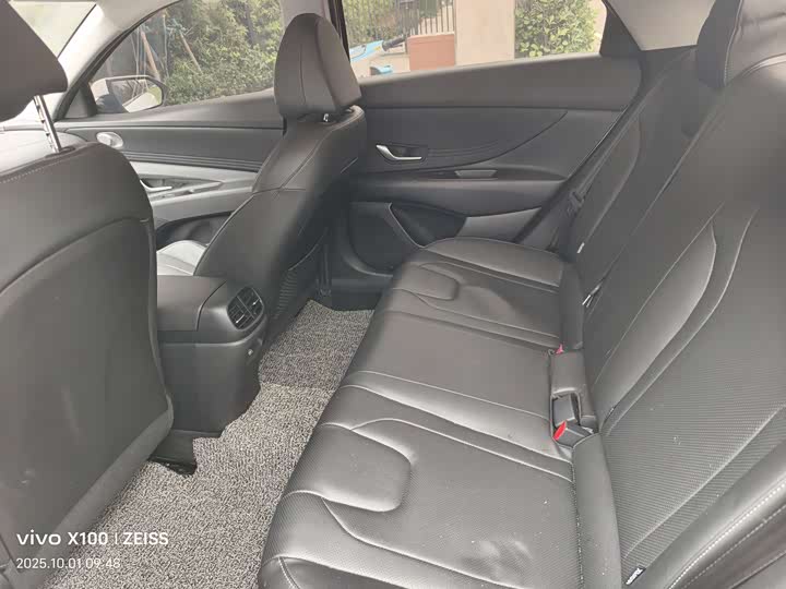 Фото 5 - Hyundai Elantra N line