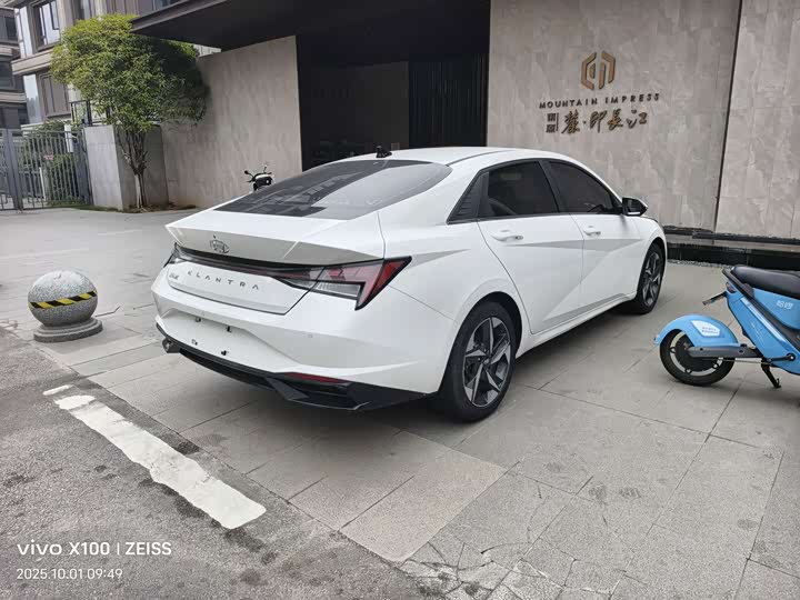 Фото 9 - Hyundai Elantra N line