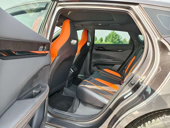 Фото 5 - Changan UNI-V