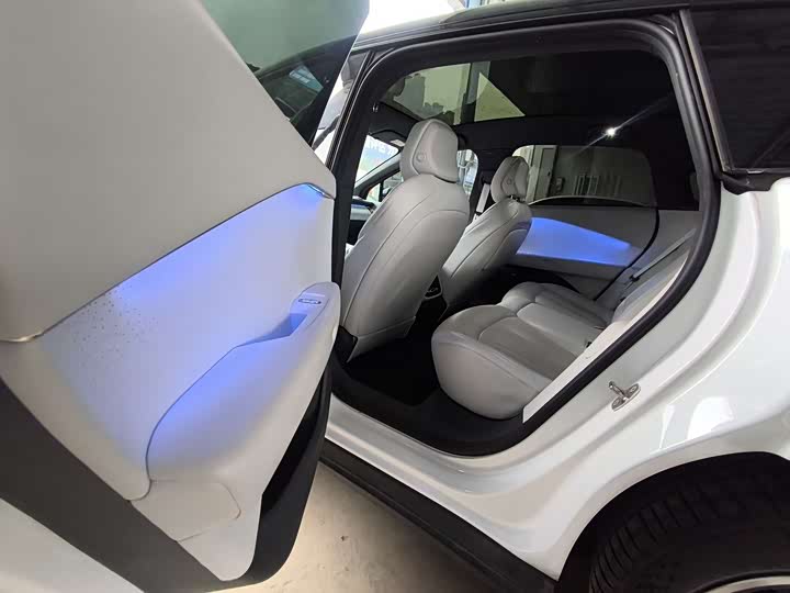 Фото 4 - XPeng F57