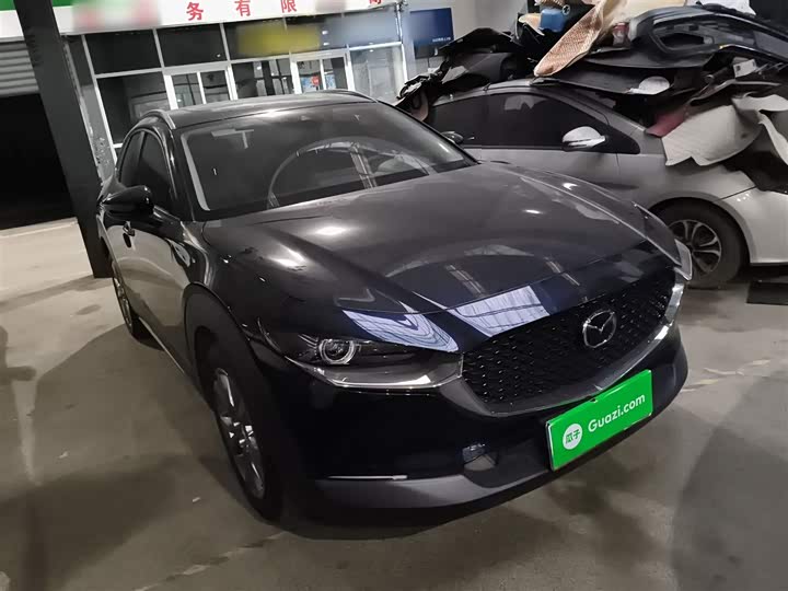 Фото 4 - Mazda CX-30