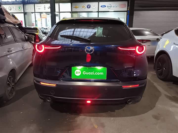 Фото 6 - Mazda CX-30