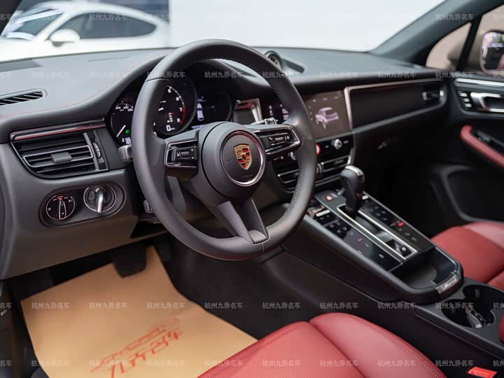 Фото 8 - Porsche Macan