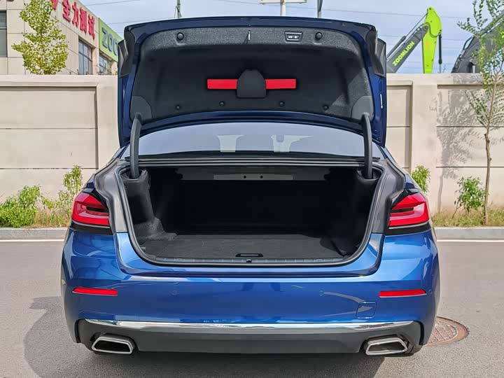 Фото 7 - BMW 5 Series Hybrid