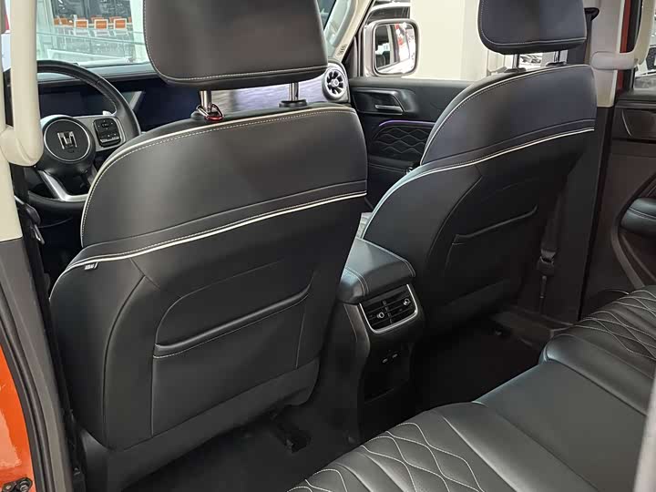 Фото 6 - Tank 300