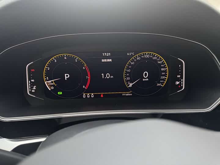 Фото 8 - Volkswagen Passat