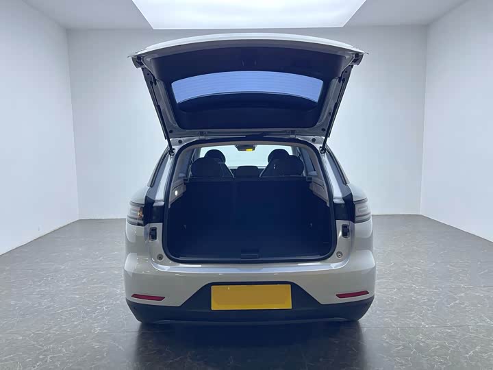 Фото 5 - Leapmotor C11