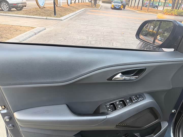 Фото 6 - Hyundai ix35 (Mufasa)