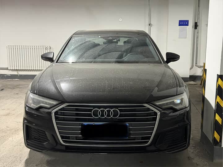 Фото 1 - Audi A6L