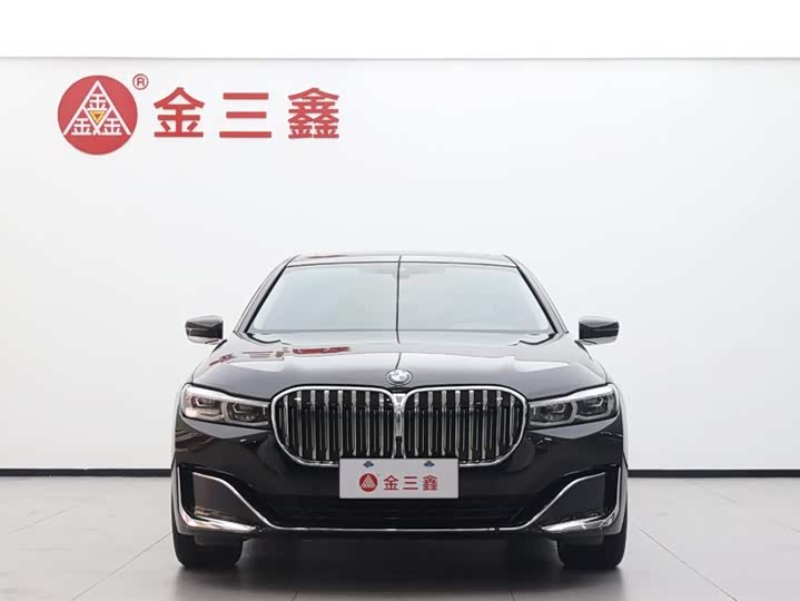 Фото 5 - BMW 7 Series