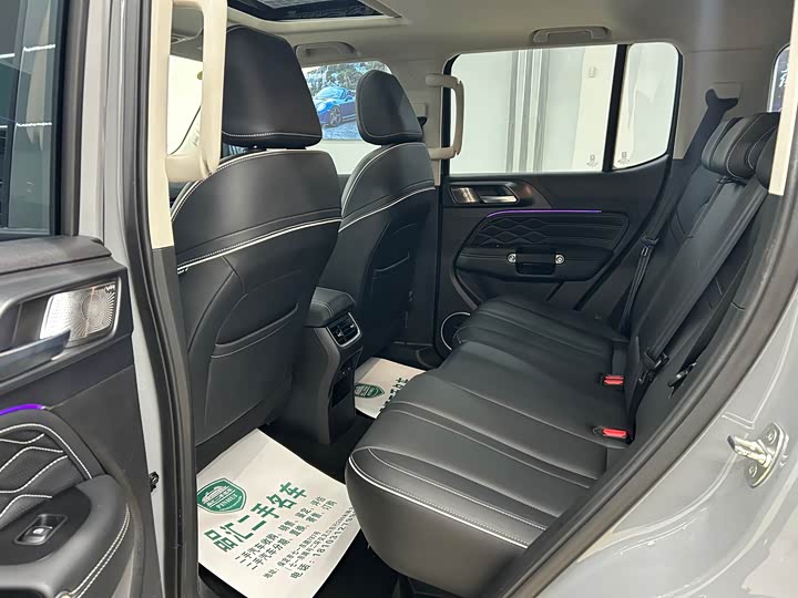 Фото 9 - Tank 300