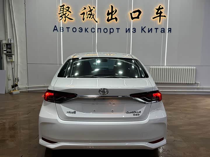 Фото 8 - Toyota Corolla
