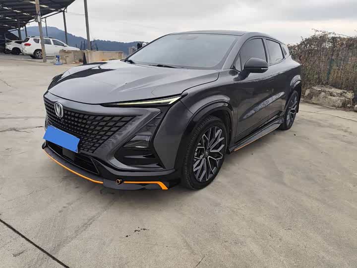 Фото 1 - Changan UNI-T