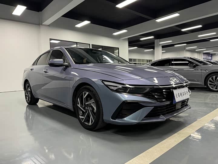 Фото 1 - Hyundai Elantra N line