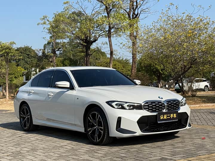 Фото 3 - BMW 3 Series