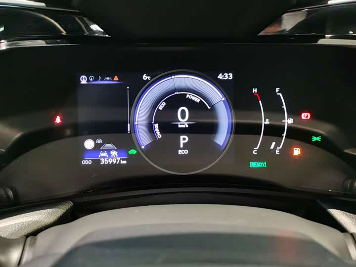 Фото 6 - Lexus NX