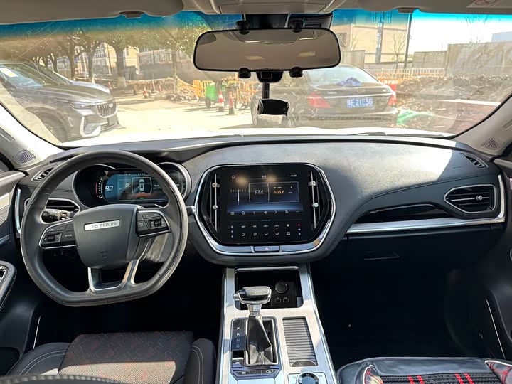 Фото 6 - Jetour X70