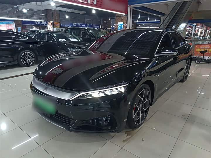 Фото 2 - BYD Han