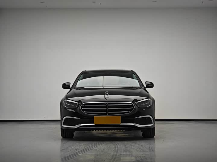 Фото 2 - Mercedes-Benz E-Class Hybrid