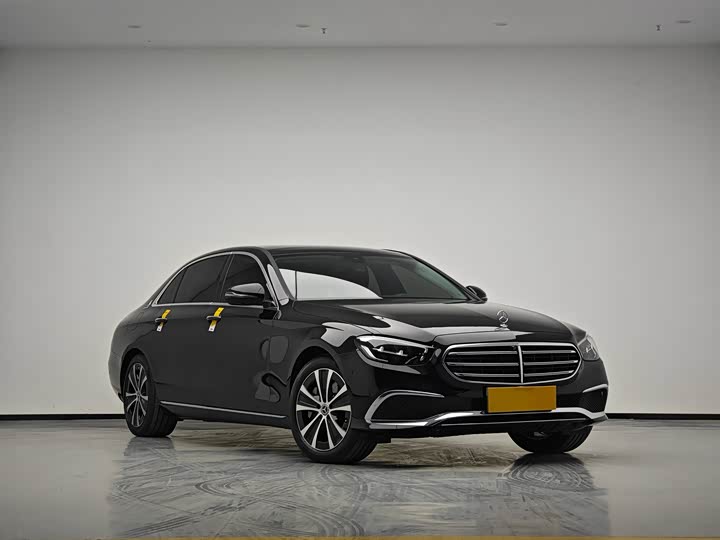 Фото 3 - Mercedes-Benz E-Class Hybrid