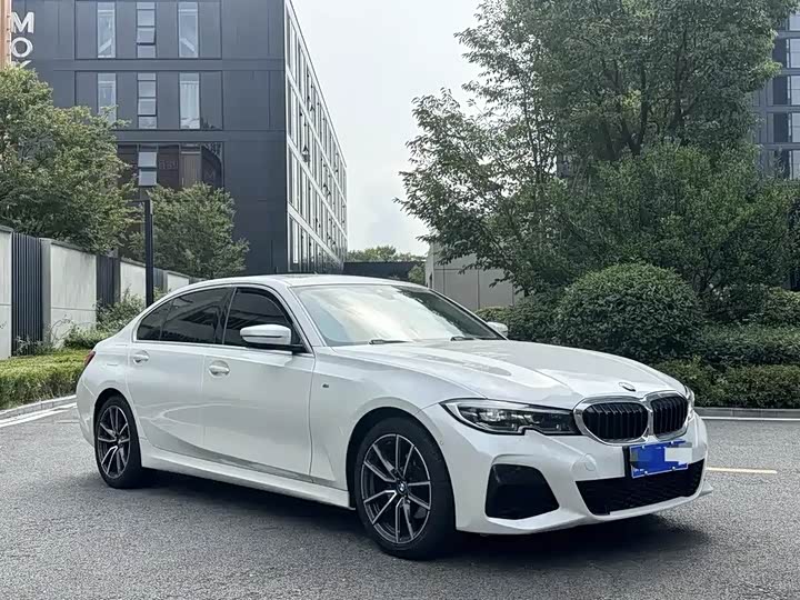 Фото 3 - BMW 3 Series