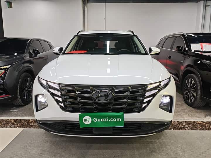 Фото 3 - Hyundai Tucson L