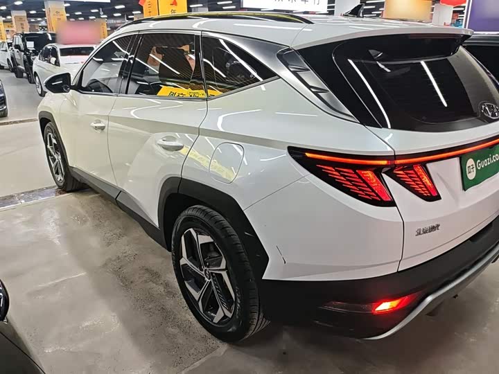 Фото 5 - Hyundai Tucson L