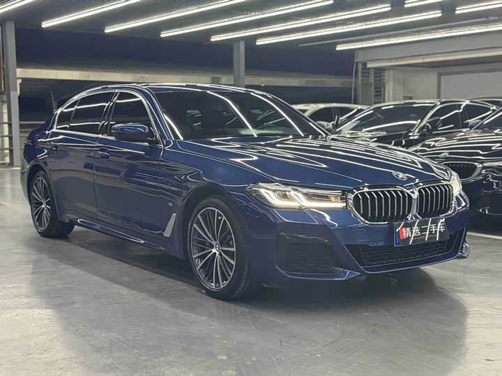 Фото 3 - BMW 5 Series