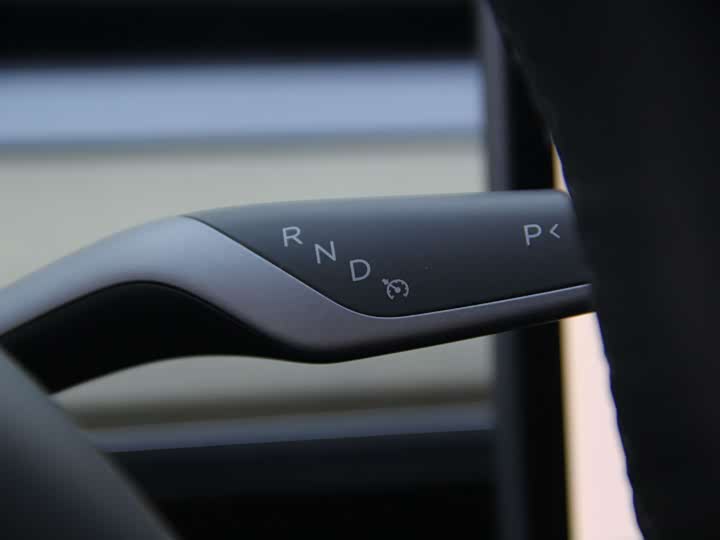 Фото 5 - Tesla Model Y