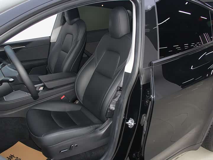 Фото 7 - Tesla Model Y