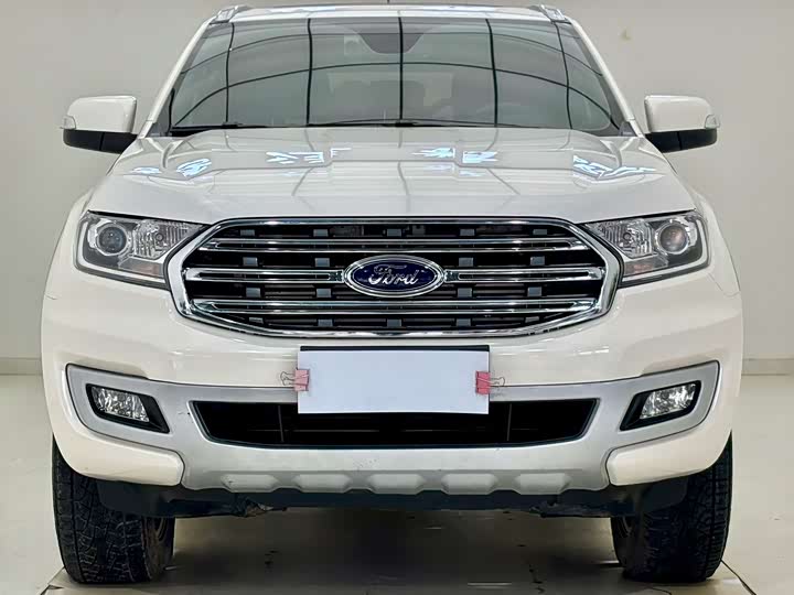 Фото 2 - Ford Everest