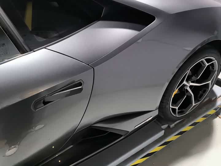 Фото 5 - Lamborghini Huracán