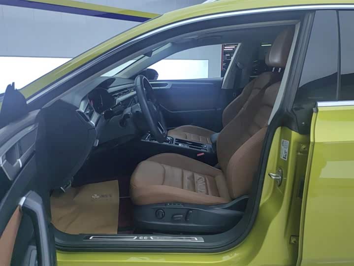 Фото 9 - Volkswagen CC