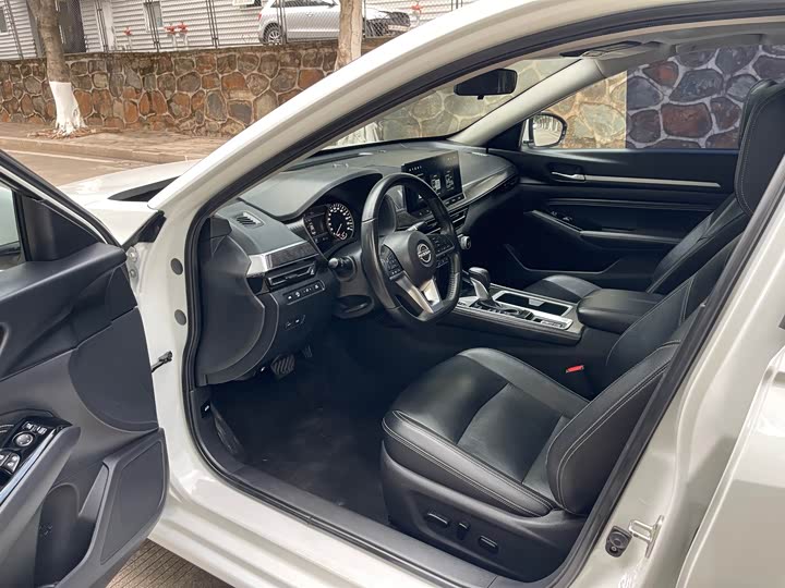 Фото 7 - Nissan Teana