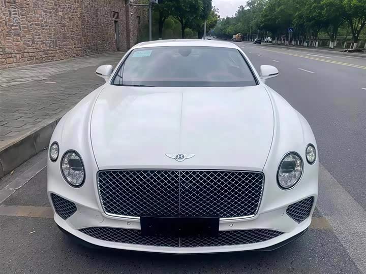 Фото 2 - Bentley Continental GT