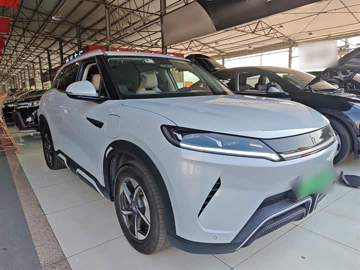 Фото 4 - BYD Yuan Up