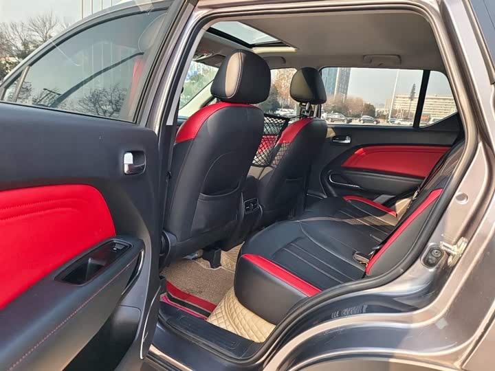 Фото 7 - GAC Trumpchi GS3