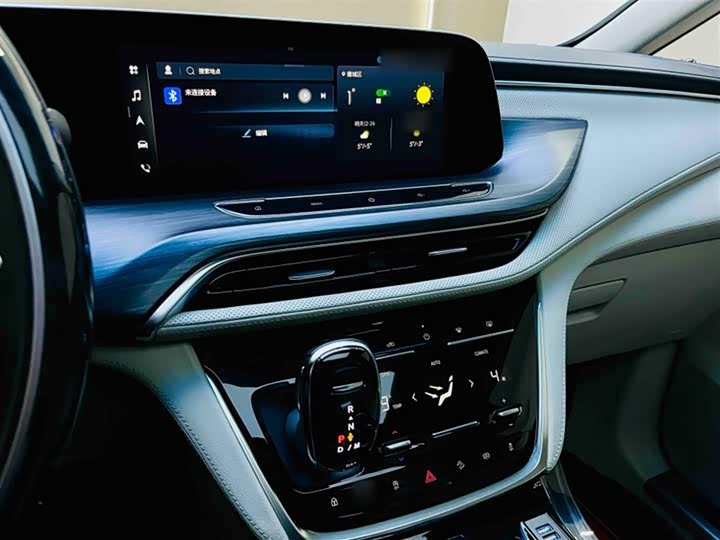 Фото 6 - Buick GL8 ES